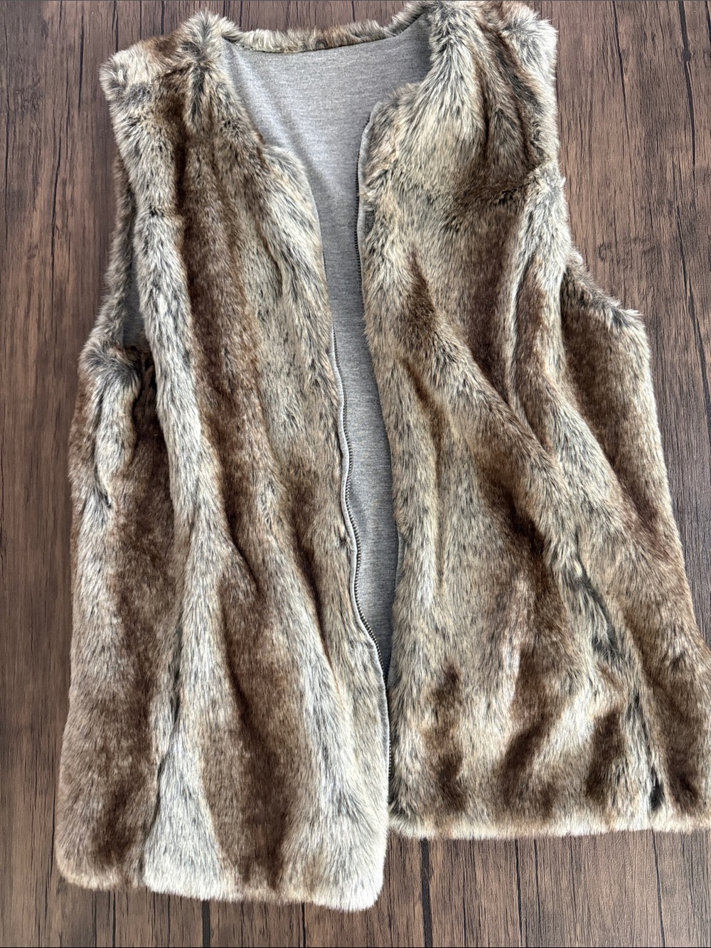 Women’s Faux Fur Vest - Brown Faux-Fur Vest